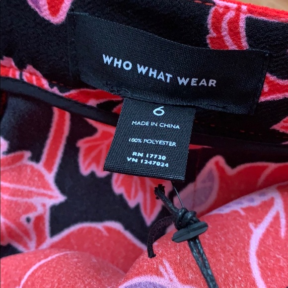 Who what wear skirt size 6 - Picture 3 of 5